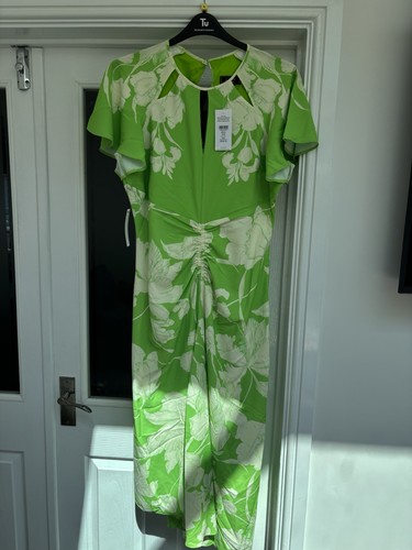 Beautiful new lipsy size - new, 16