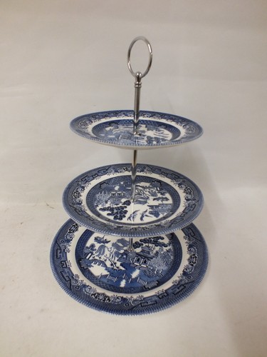 Churchill blue white willow - &,