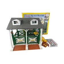 Breyer Classic Barn Two Horse Wash Stall Playset
