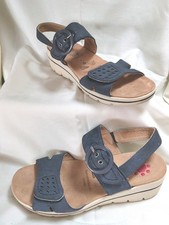 Ladies Pavers Relief Leather