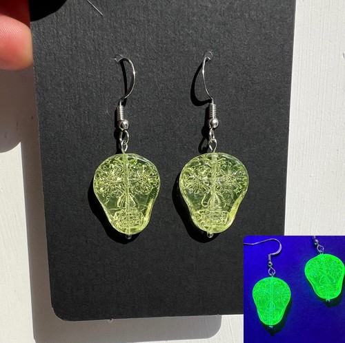Uranium vaseline glass - uranium,
