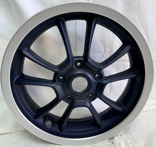 Piaggio vespa front wheel - front,