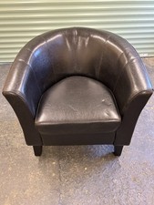 Stylish Black Faux Leather Tub
