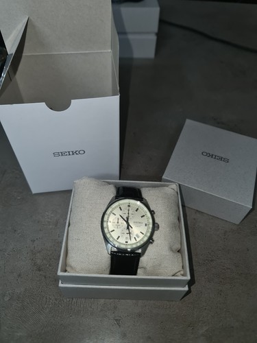 Seiko men chronograph quartz - seiko,