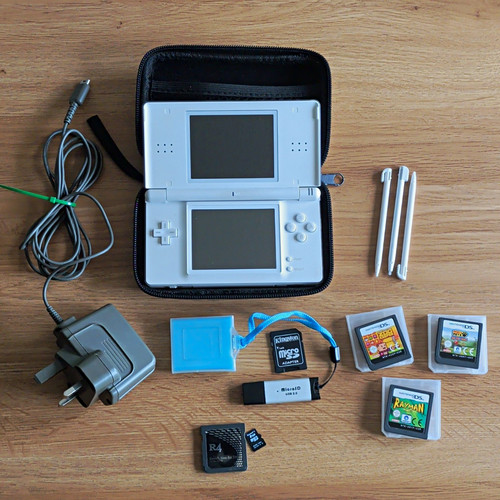 Nintendo lite white pal - ds,