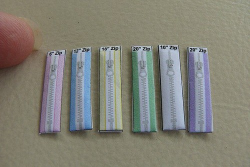 12th dolls house 6 pastel - dolls,