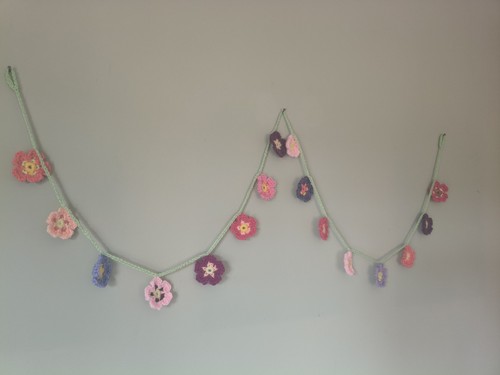 Crochet garland flowers wall - crochet,