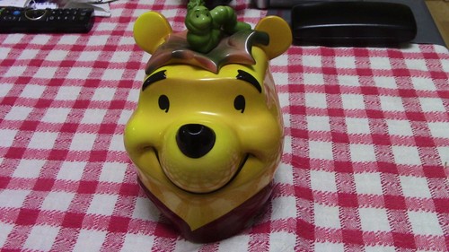 Winnie the pooh - winnie, teapot