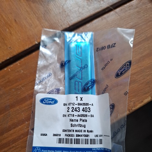 Genuine ford badge rear - genuine,