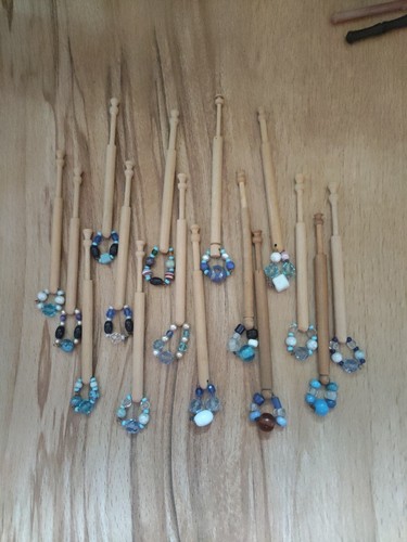 15x wooden lace making bobbins - lace,