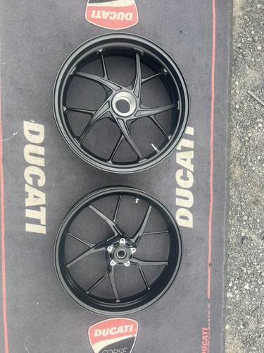New ducati panigale - new,