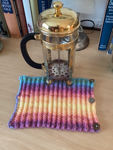 Cafetiere cosy hand knitted - cafetiere,
