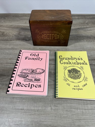 Vtg golden pine wood recipe - golden,