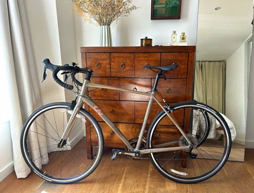 Liv avail road bike - road, size