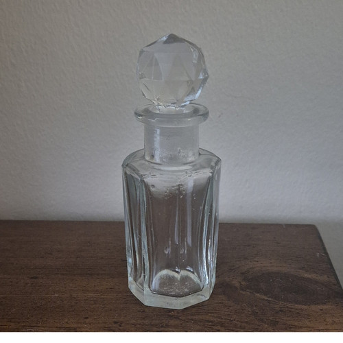 Decorative glass perfume - glass,