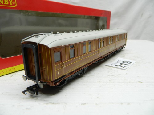 Hornby lner teak 6ft 1st - teak, 61.6ft