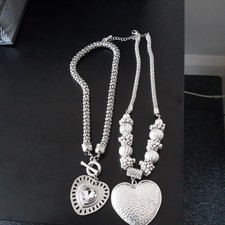 2 chunky chains with hearts, costume jewellery