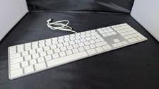 Apple A1243 Extended Keyboard USB Wired, QWERTY Layout