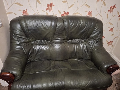 Green leather piece suite - green,