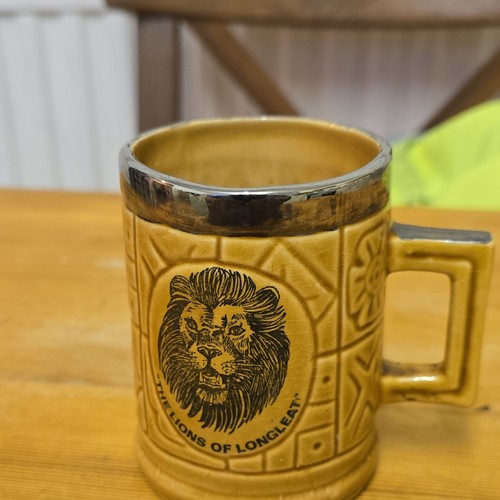 Lions longleat ceramic - longleat,