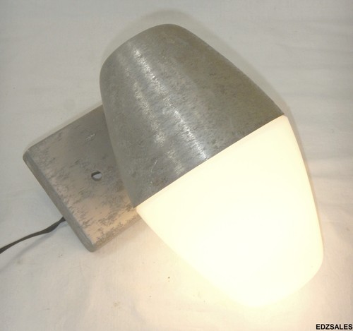 Vintage prescolite modern - vintage,