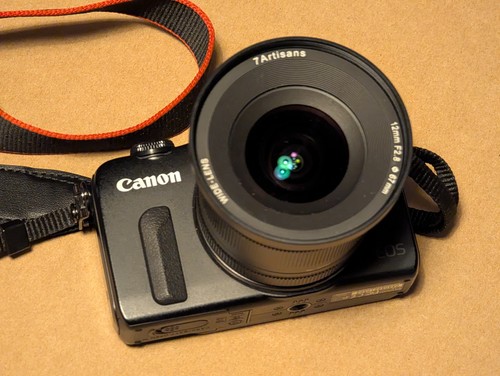 Canon eos mirrorless compact - mirrorless,