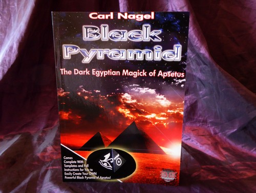 Black pyramid carl - black,