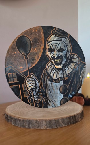 Art the clown terrifier - terrifier, hand