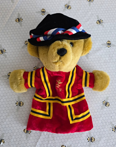Merrythought beefeater guard - beefeater,