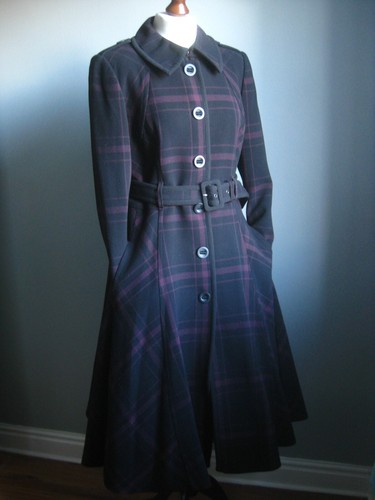 Princess coat fit - flare, long