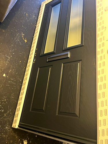 Black composite single - black, front