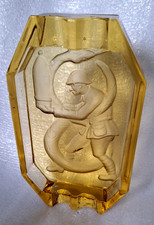 ART DECO WWI  AMBER GLASS MILITARY ASHTRAY, SOLDIER WITH SHELL & SNAKE c1930s