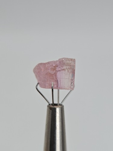 Pink imperial topaz uncut - imperial,