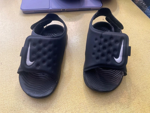 Nike boys black toddler