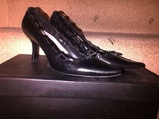 LADIES BLACK SHOES SIZE 6 JANE