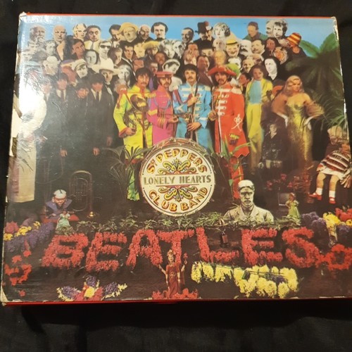 Sgt pepper lonely hearts - pepper's,