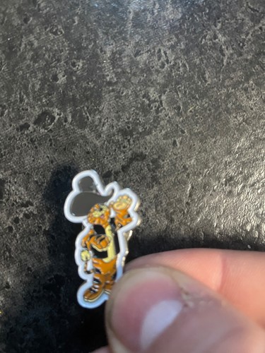Haven holidays official pin - holidays,