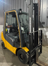 Forklift Truck - 1.8 Tonne Jungheinrich Gas, 4m mast & side shift