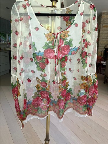 Blumarine stunning women - blumarine,