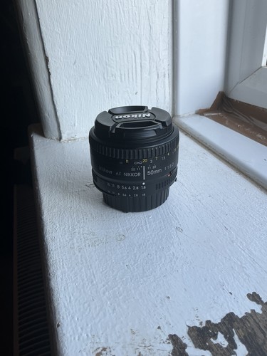 Nikon 50mm d excellent - f1.8,