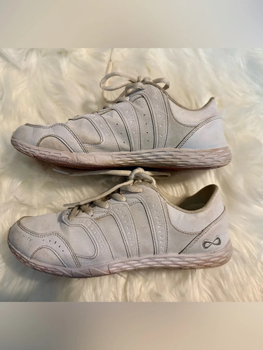 Nfinity rival white sneaker - white,