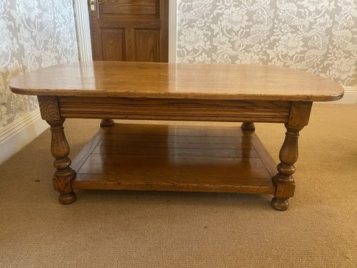 Beautiful solid oak coffee - beautiful,