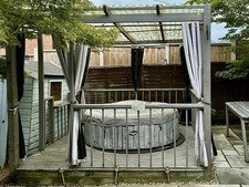 Cleverspa Waikiki 4 Person Hot Tub VGC