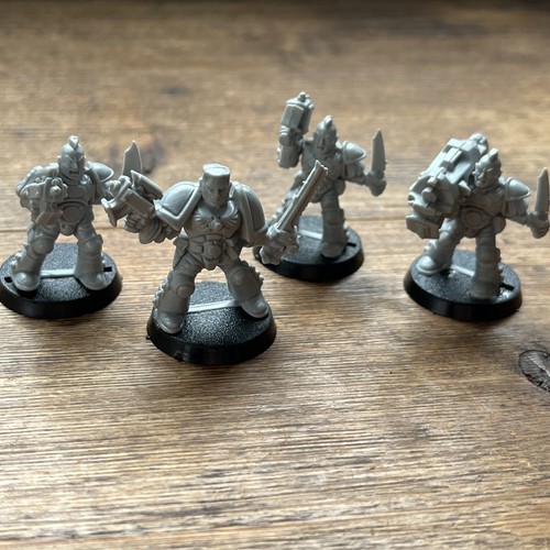 Space marine scouts - 4,