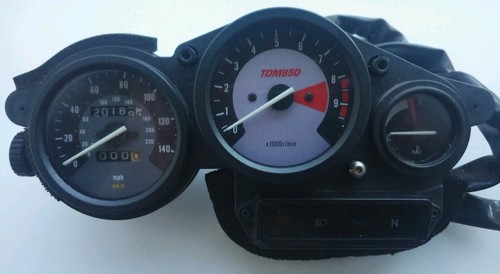 Yamaha tdm 850 speedometer - , /