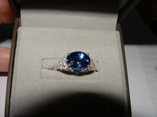 18ct White Gold AAA Tanzanite