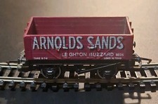 Hornby OO Gauge Arnold Sands