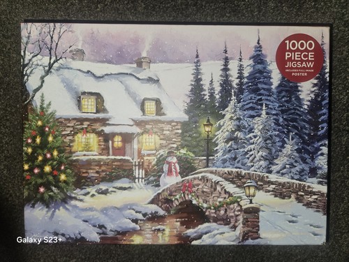 Whsmith 1000 pieces jigsaw - pieces,