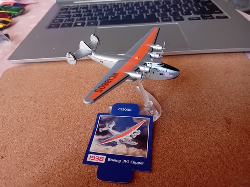 Corgi 1938 boeing - 314, clipper