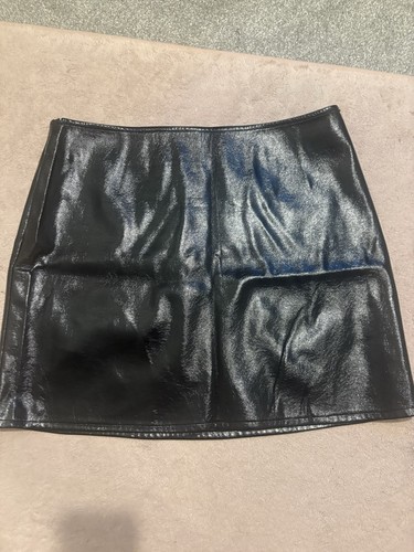 Black mini vinyl - 16, skirt